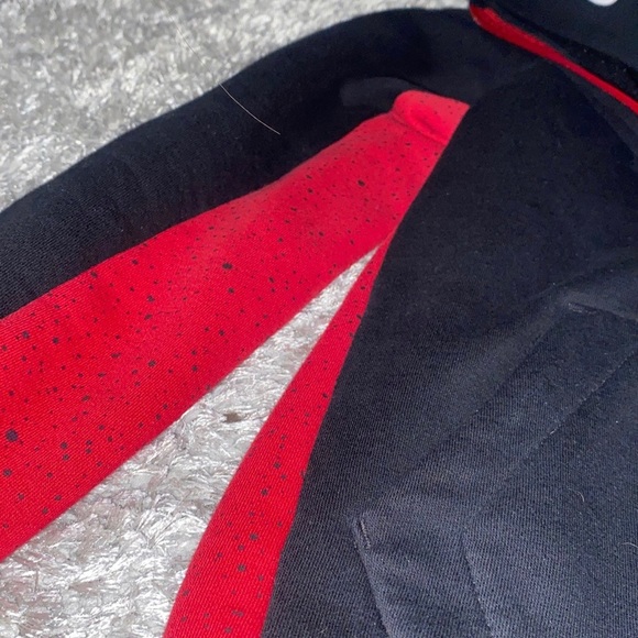 Jacket - Picture 3 of 5